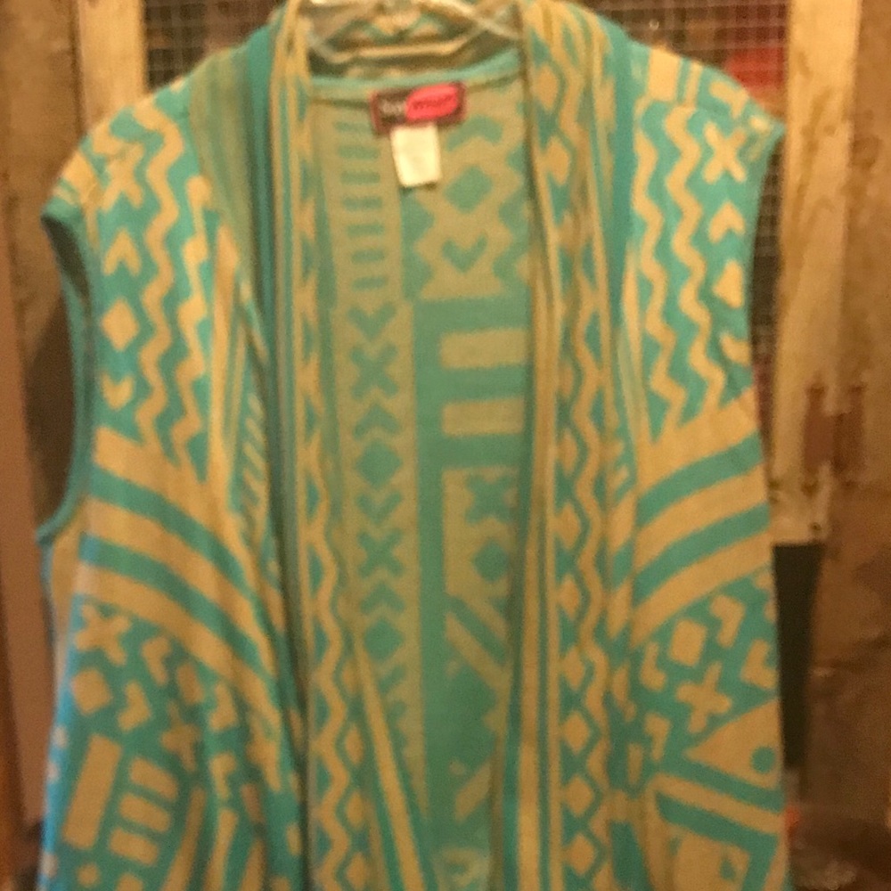 Aztec Turquoise/Gray Sleeveless Jacket!